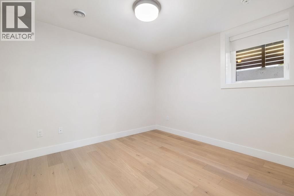 1 - 1933 TEMPLETON DRIVE Image 13