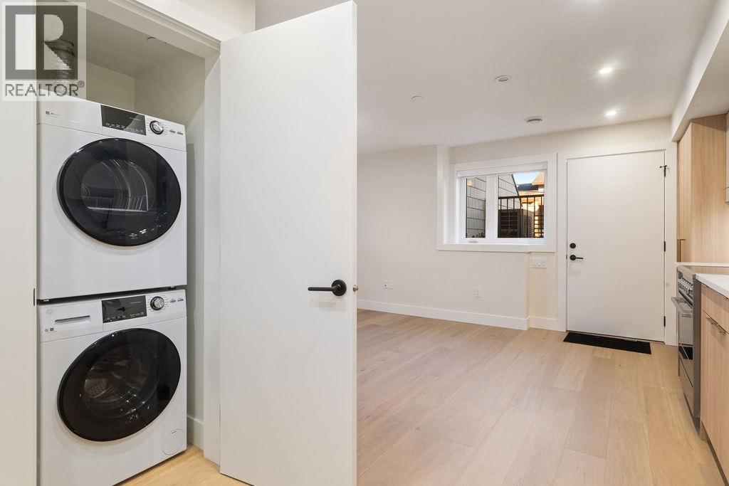 1 - 1933 TEMPLETON DRIVE Image 19