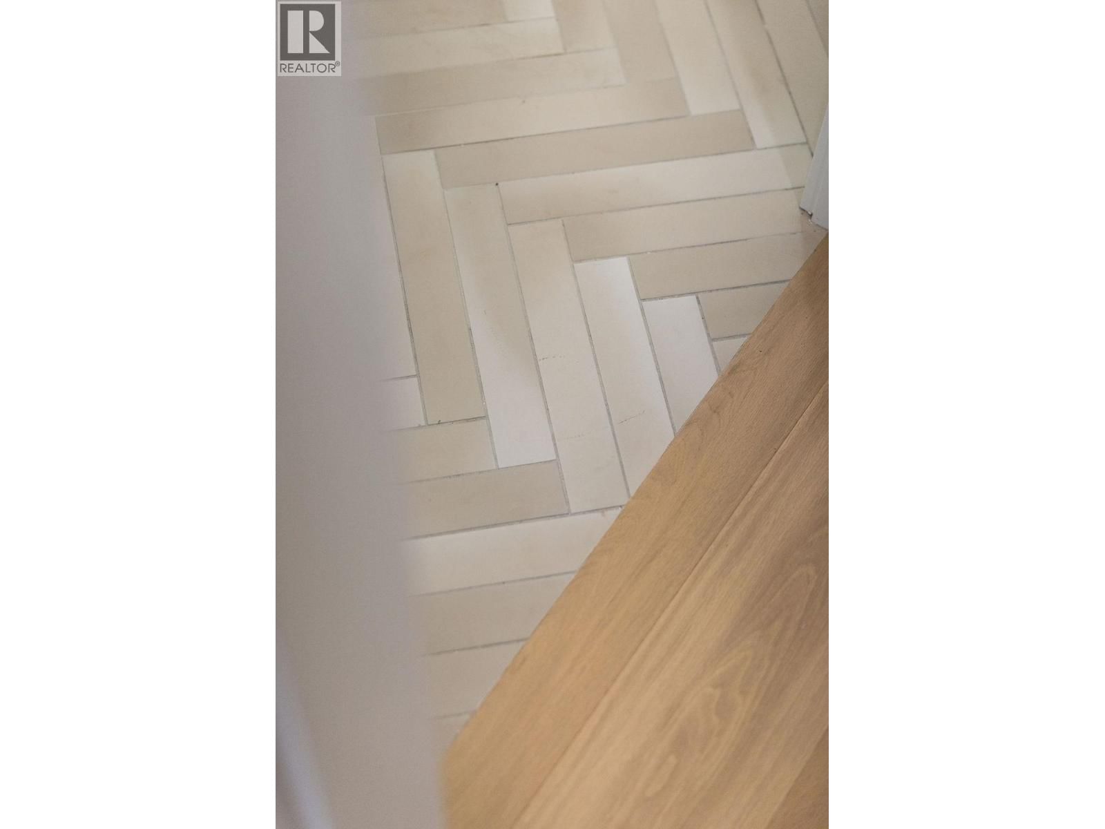 1 - 1933 TEMPLETON DRIVE Image 20