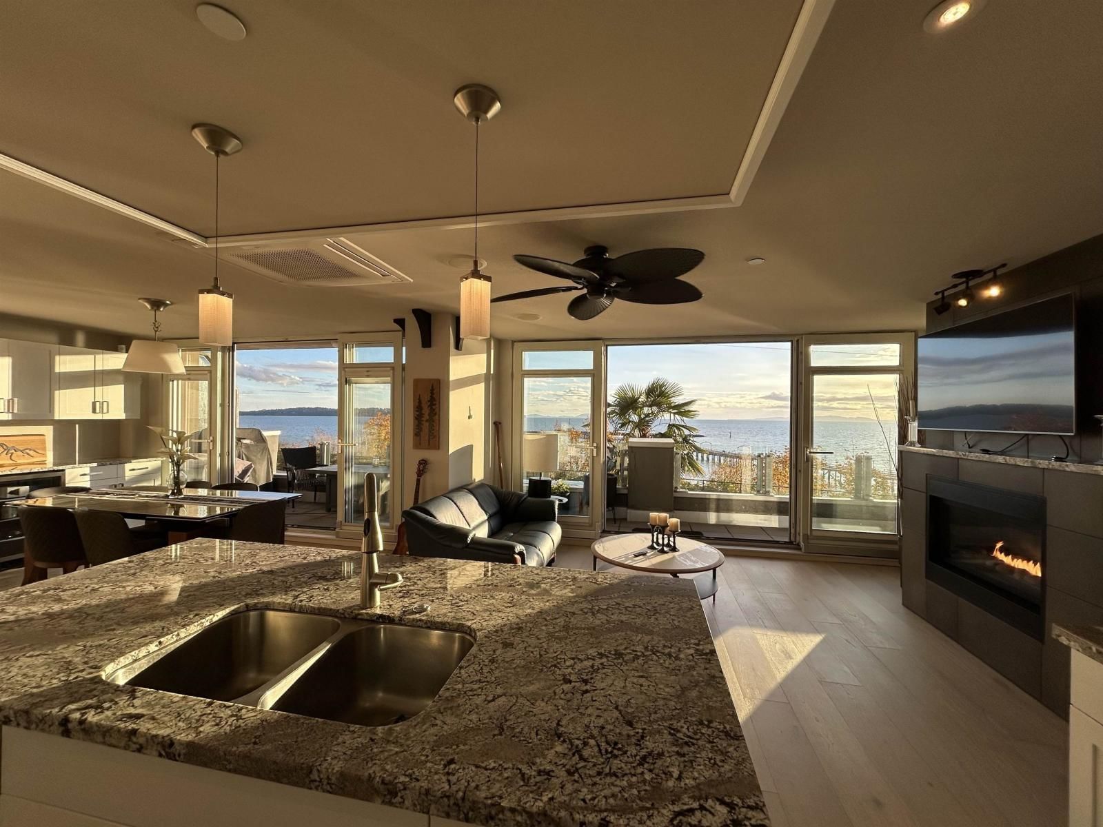 101 - 15097 MARINE DRIVE Image 1