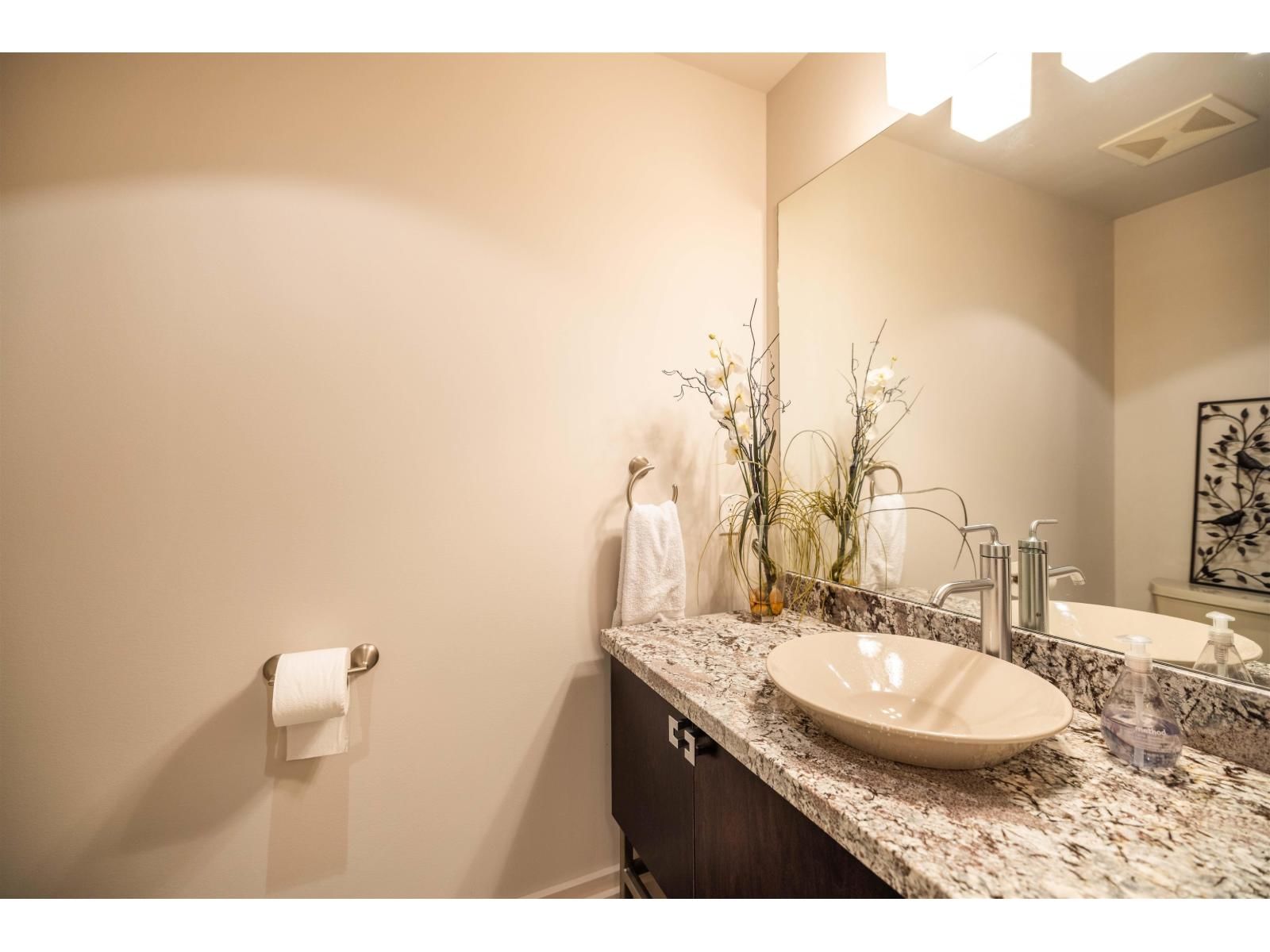 101 - 15097 MARINE DRIVE Image 23