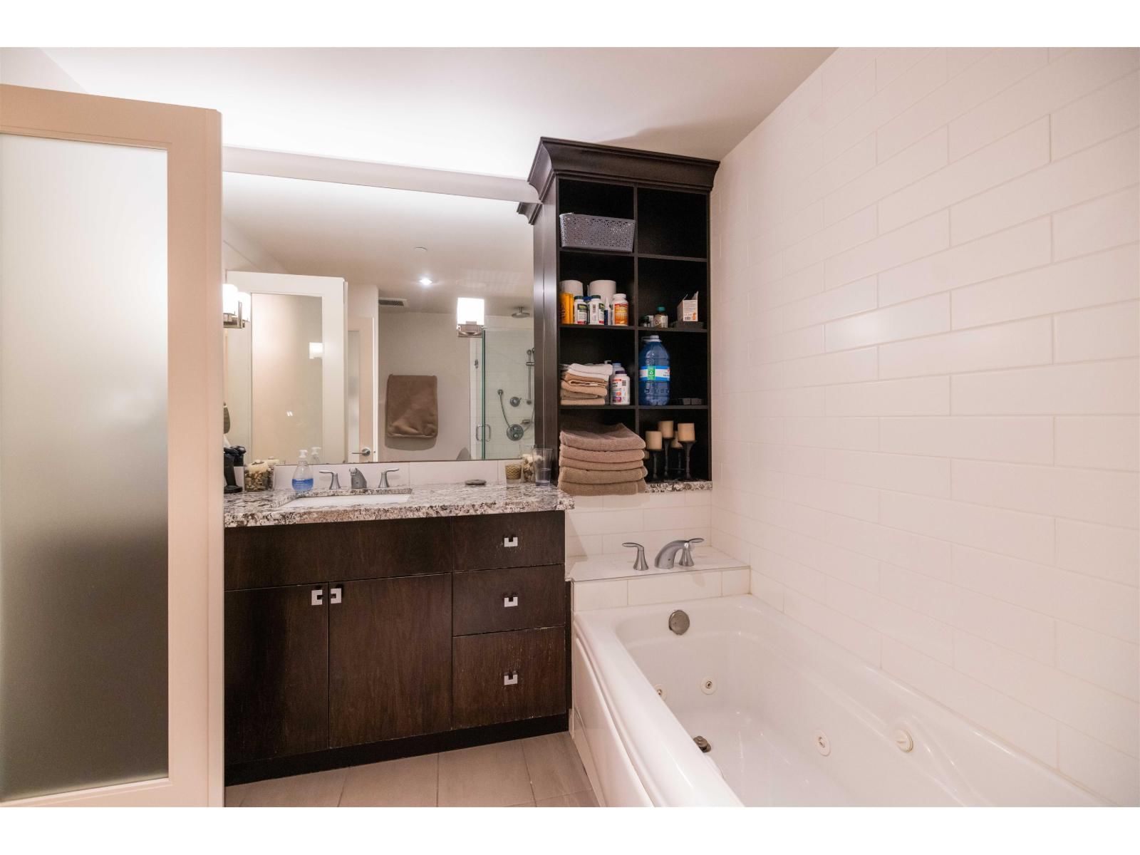 101 - 15097 MARINE DRIVE Image 26