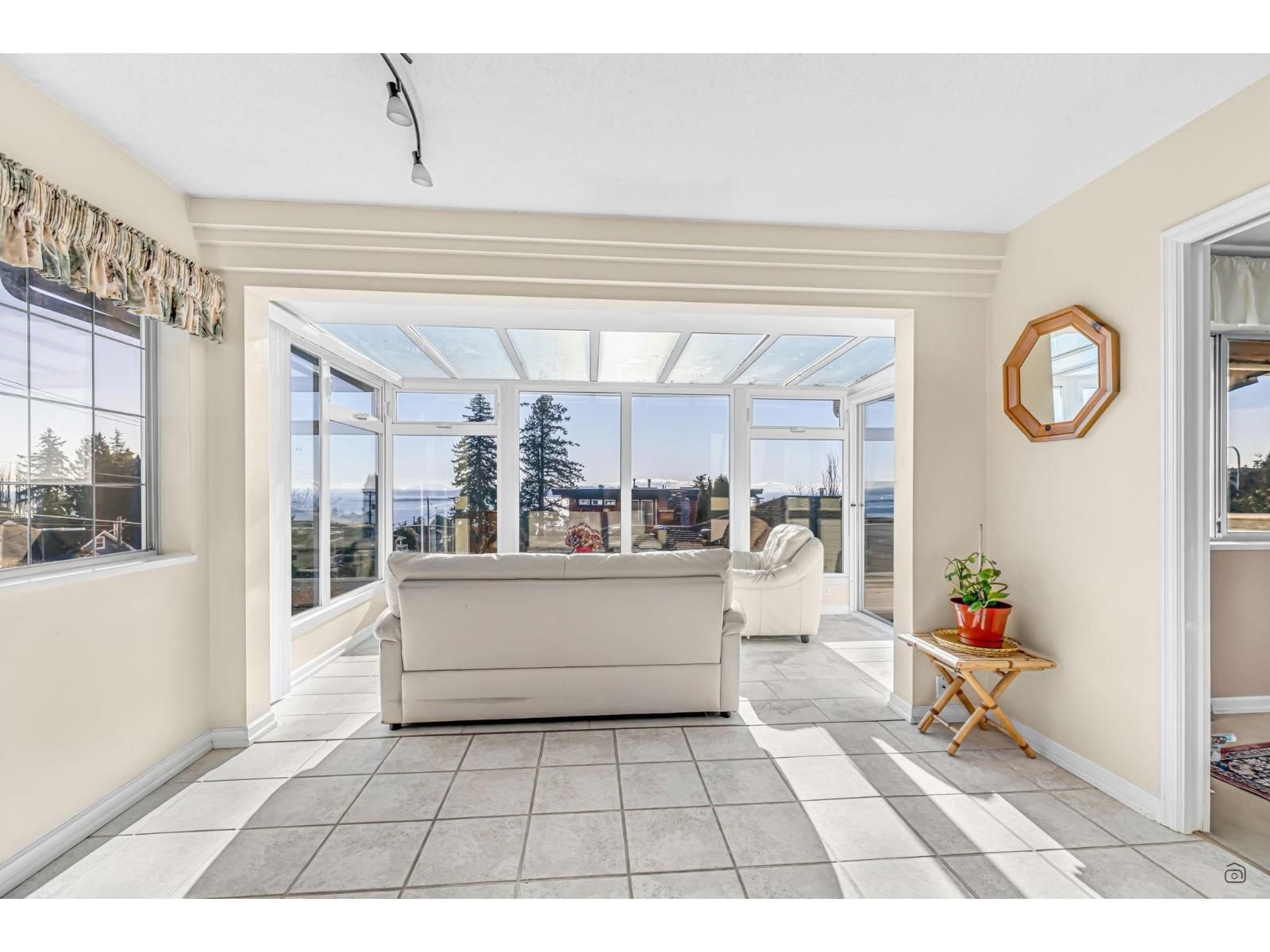 1191 FINLAY STREET Image 19