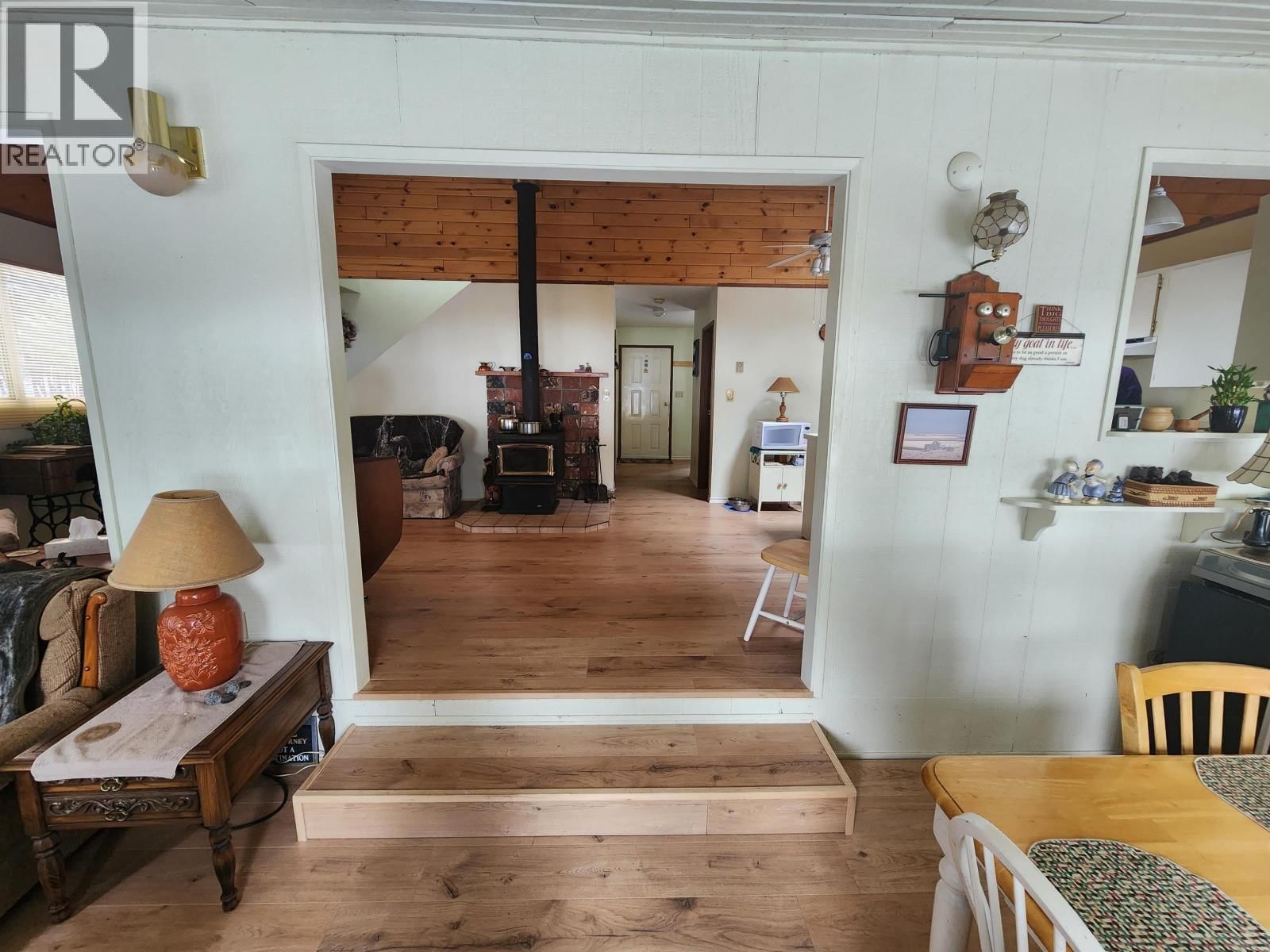 Listing Image 26