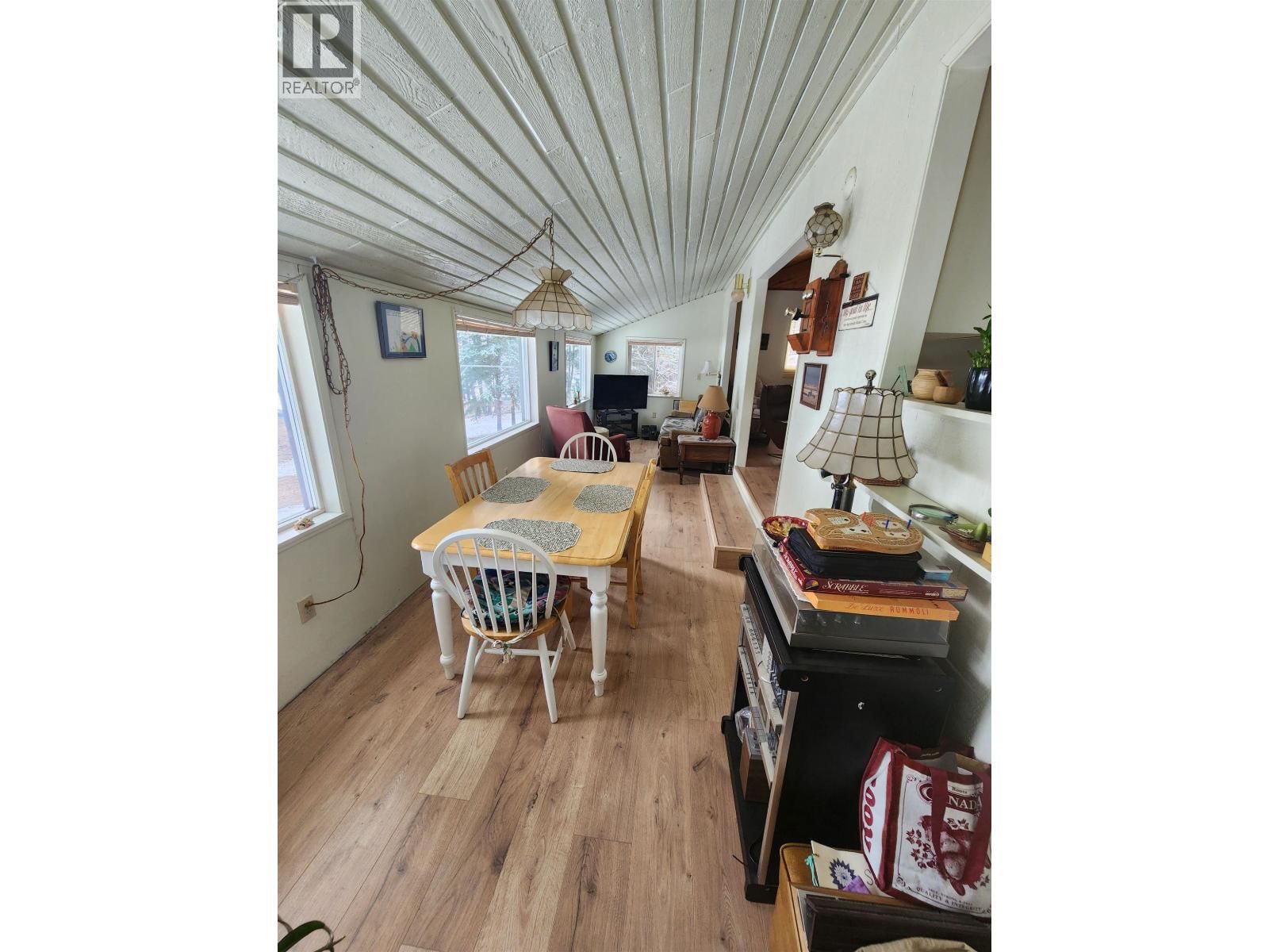 Listing Image 27