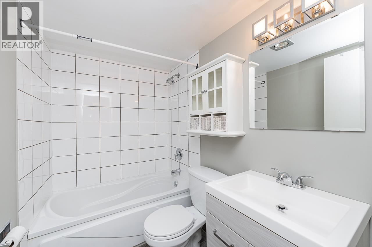 307 - 320 ROYAL AVENUE Image 18