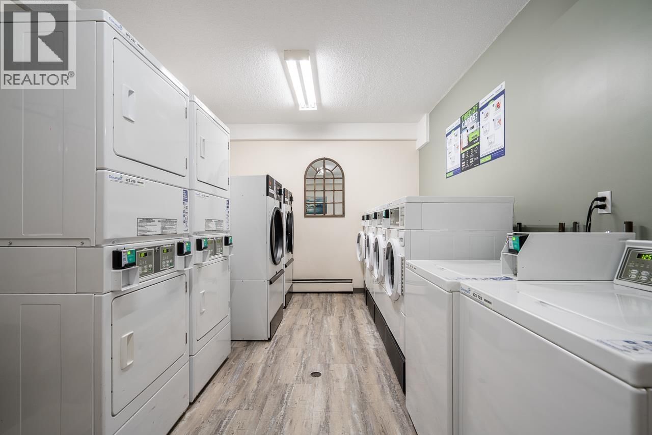 307 - 320 ROYAL AVENUE Image 25