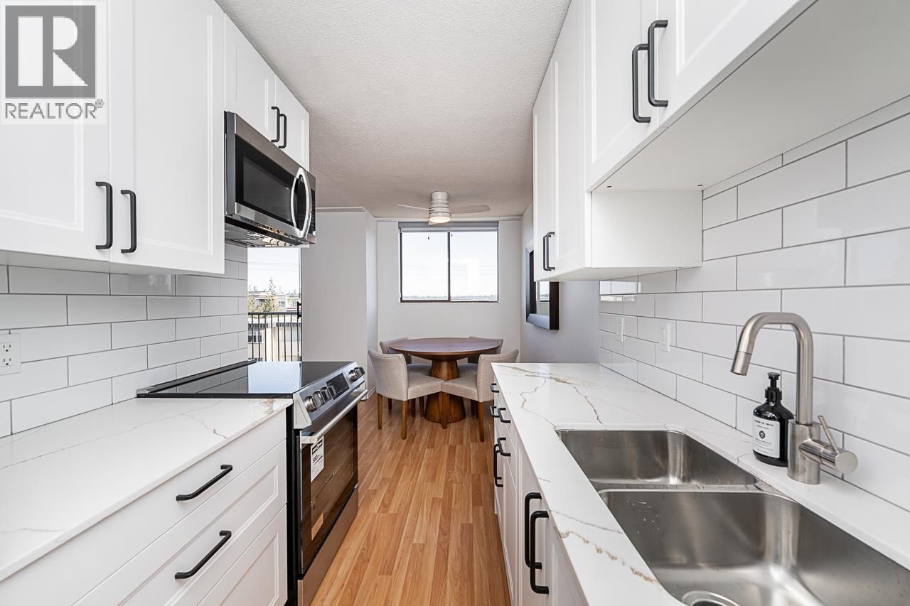 307 - 320 ROYAL AVENUE Image 5