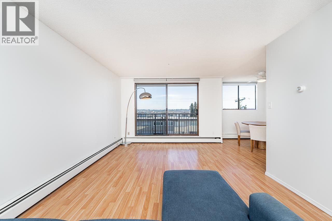 307 - 320 ROYAL AVENUE Image 9