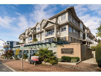 15621 MARINE Drive | White Rock British Columbia | Slide Image One
