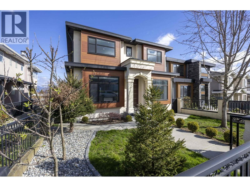 5001 DOVER Street, Burnaby, V5H1R4 | Image 2