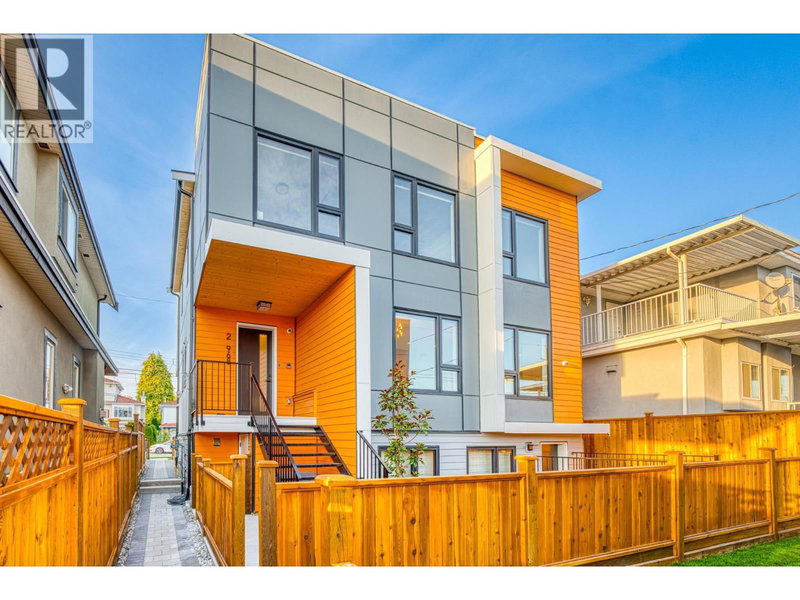 2 - 968 55TH Avenue, Vancouver, V5X1N9 | Image 2