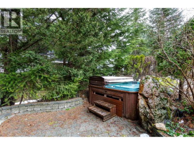 2813 CLIFFTOP Lane | Whistler British Columbia | Slide Image Thirty-three