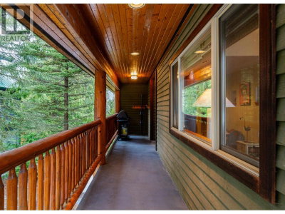 2813 CLIFFTOP Lane | Whistler British Columbia | Slide Image Thirty-four