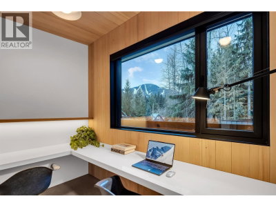 7501 AMBASSADOR Crescent | Whistler British Columbia | Slide Image Twenty-nine