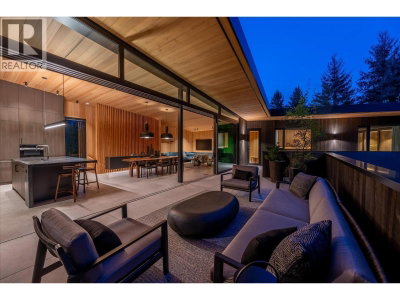 7501 AMBASSADOR Crescent | Whistler British Columbia | Slide Image Nine