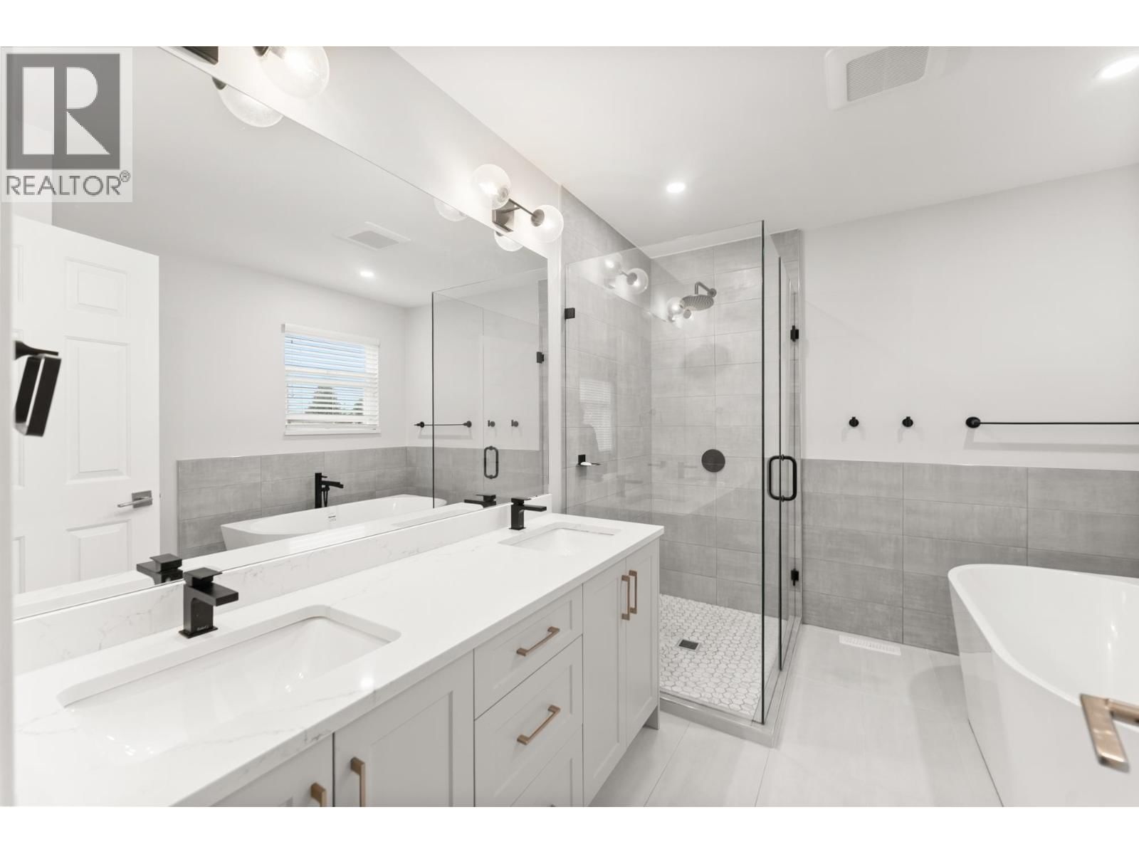 11766 FENTIMAN PLACE Image 32