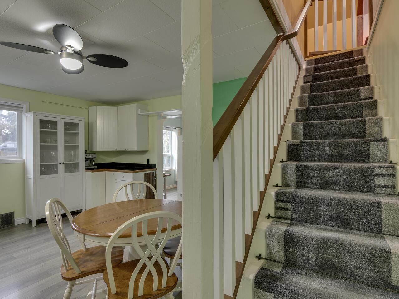 7650 TAULBUT STREET Image 18