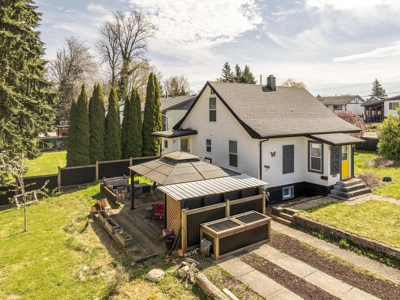 7650 TAULBUT STREET Image 6