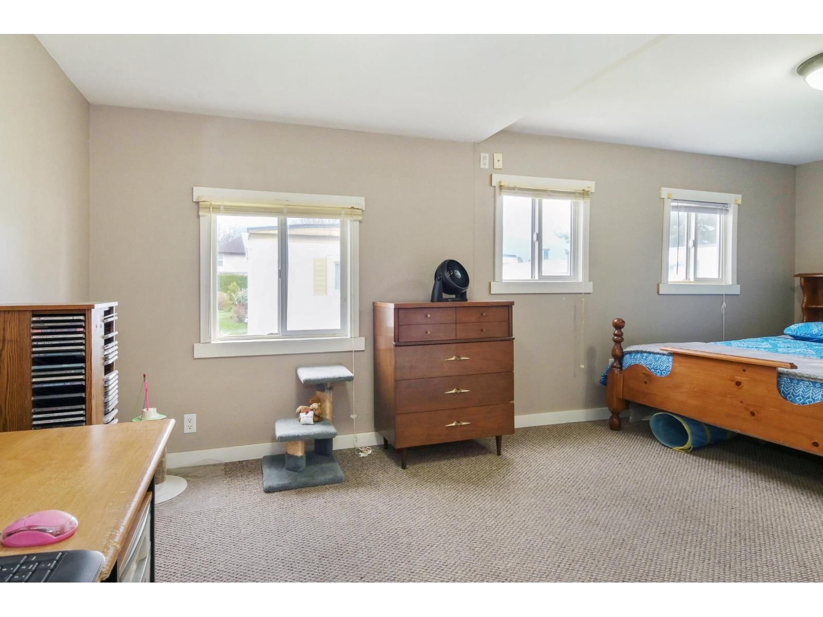 12 - 6900 INKMAN ROAD Image 11