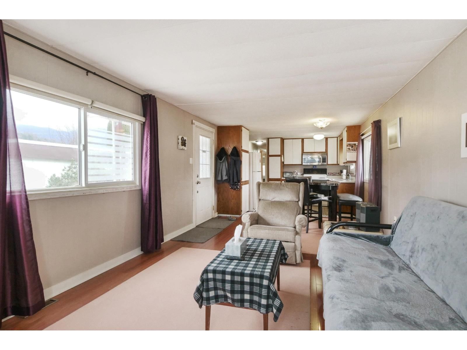 12 - 6900 INKMAN ROAD Image 3