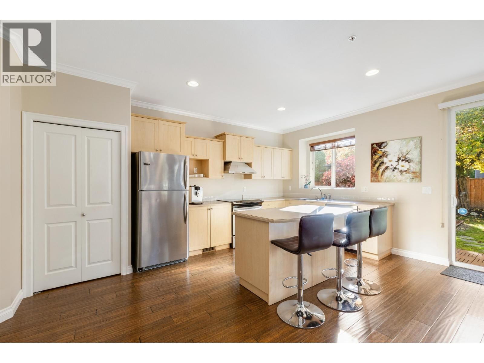 1078 EUPHRATES CRESCENT Image 10