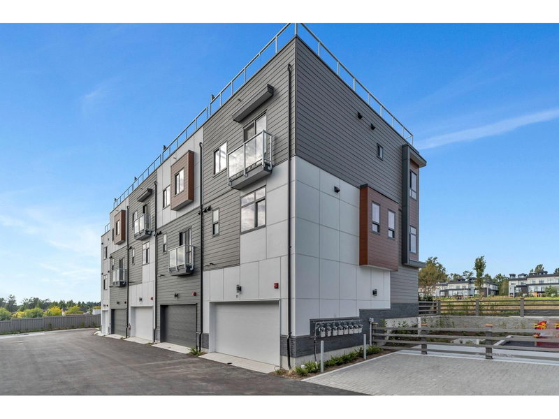 11 - 6983 204 Street, Langley, V2Y1P8 | Image 2