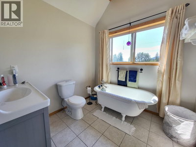 2301 KERSLEY-DALE LANDING Road | Quesnel British Columbia | Slide Image Twenty-five