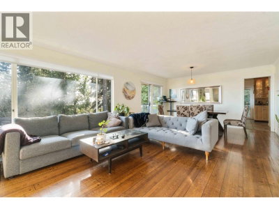 5189 MADEIRA Court | North Vancouver British Columbia | Slide Image Thirteen