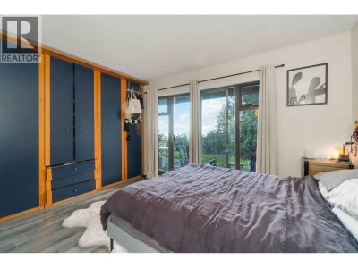 5189 MADEIRA Court | North Vancouver British Columbia | Slide Image Seventeen
