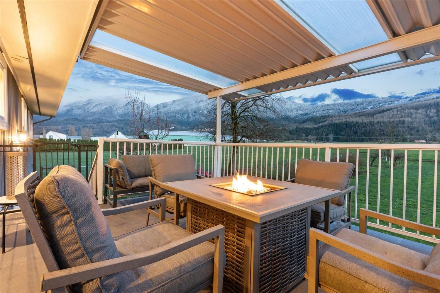 49176 PRAIRIE CENTRAL ROAD Image 17