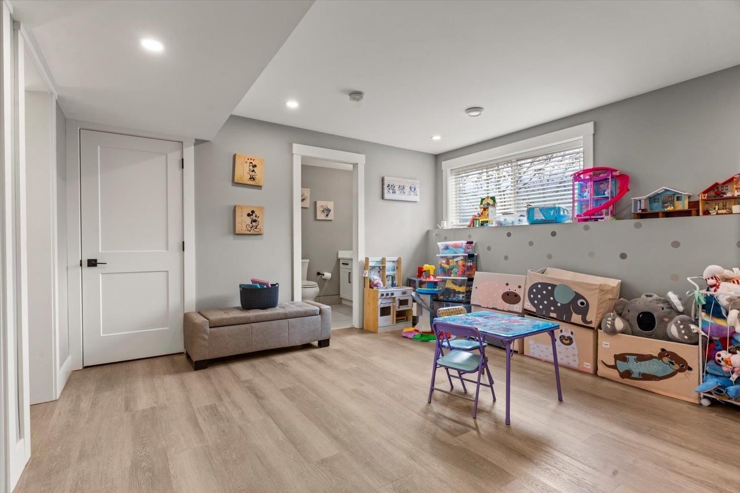 49176 PRAIRIE CENTRAL ROAD Image 27