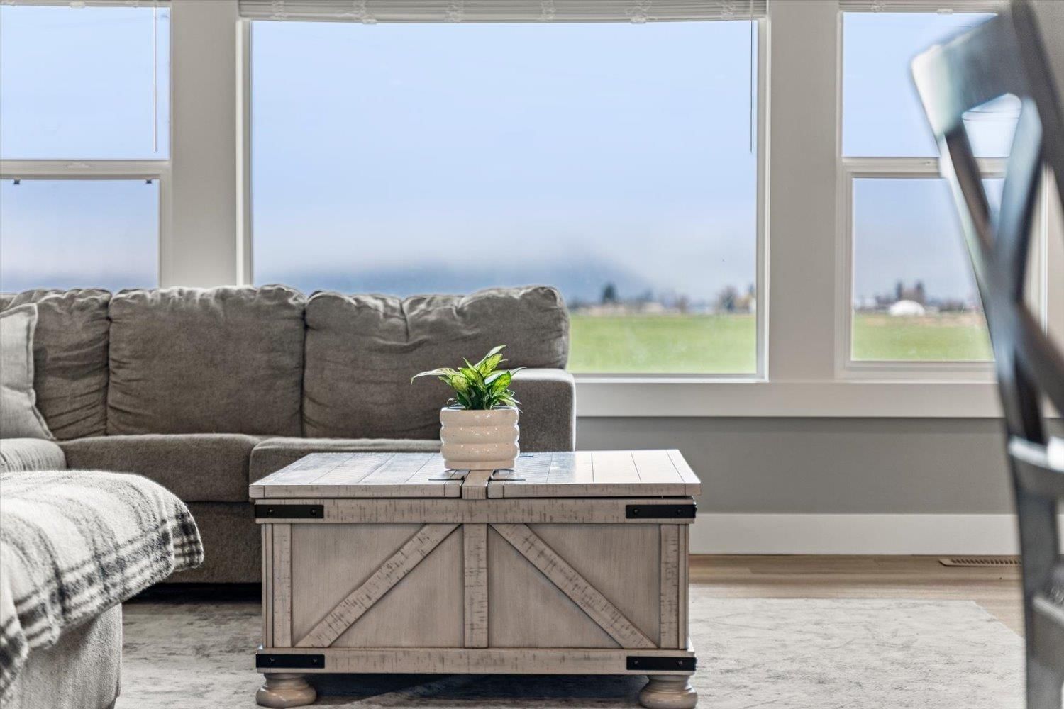 49176 PRAIRIE CENTRAL ROAD Image 8