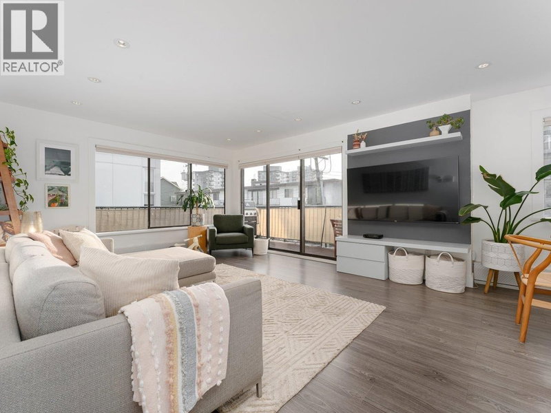 103 - 127 4TH Street, North Vancouver, V7L1H7 | Image 3