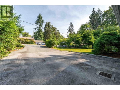 23140 136 Avenue | Maple Ridge British Columbia | Slide Image Three