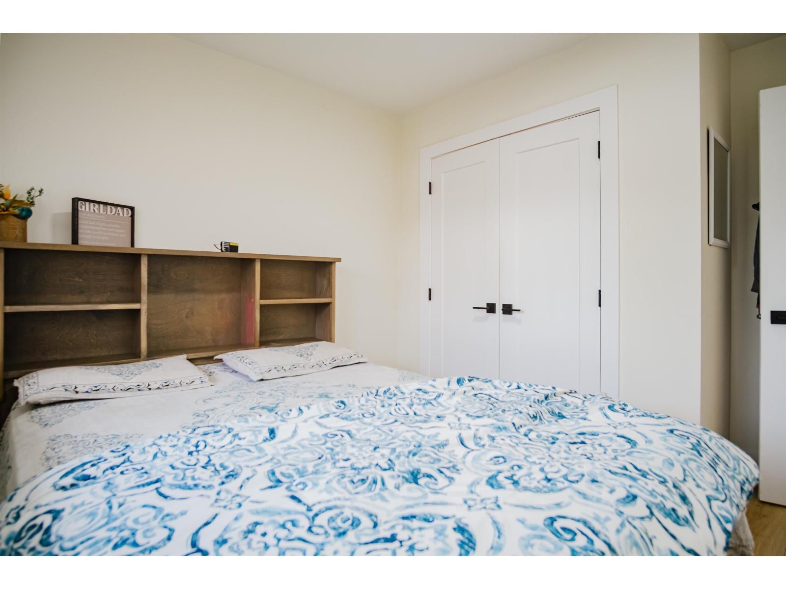 32347 BRANT AVENUE Image 21