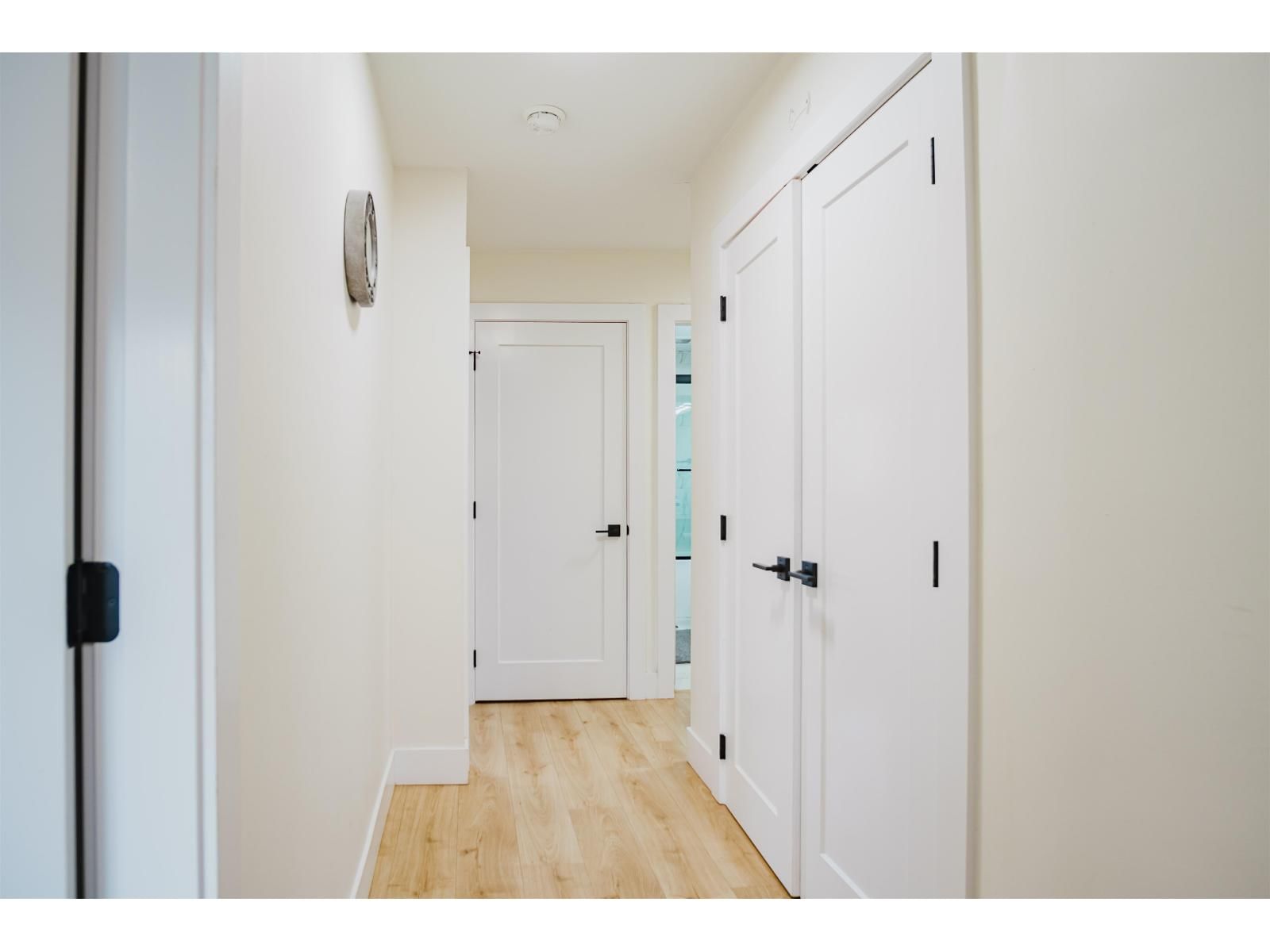 32347 BRANT AVENUE Image 28