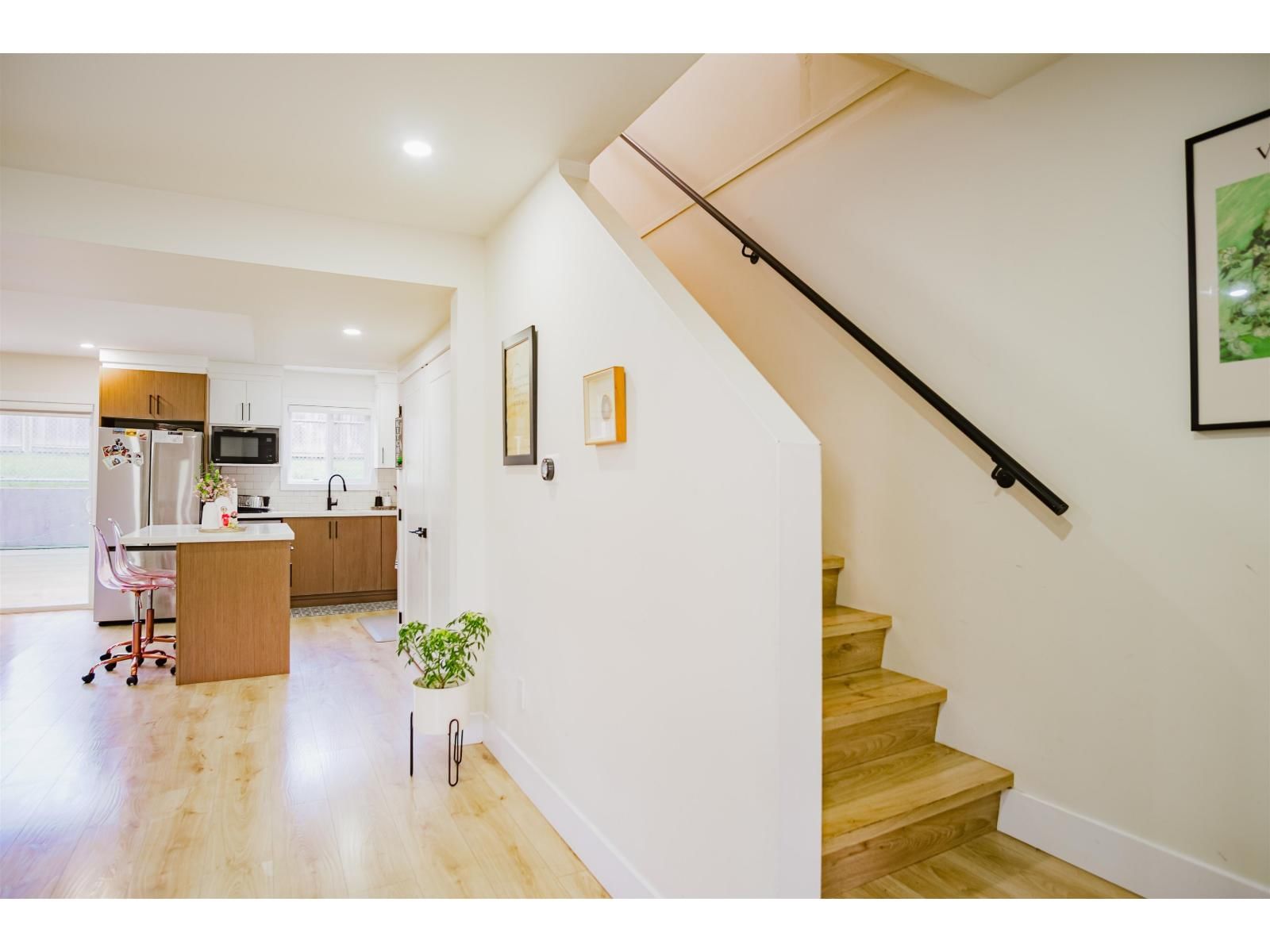 32347 BRANT AVENUE Image 3