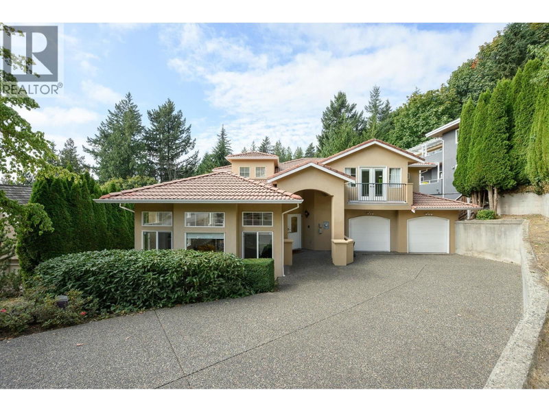 2757 CHELSEA Court, West Vancouver, V7S3E9 | Image 2