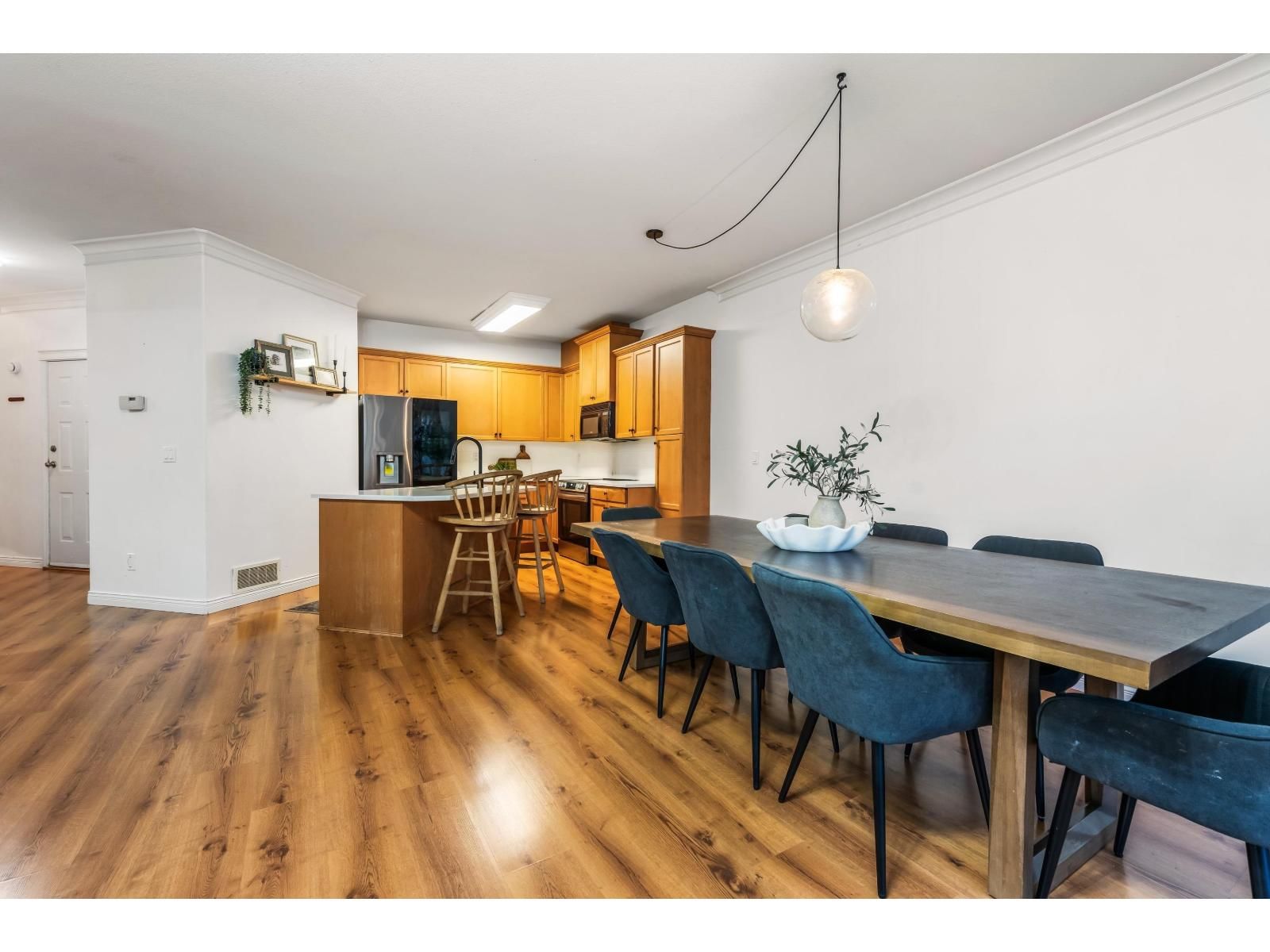 32 - 2088 WINFIELD DRIVE Image 16