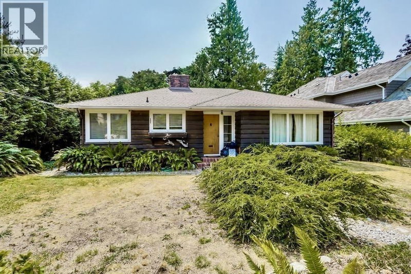 4386 ERWIN Drive West Vancouver British Columbia, V7V 1H6 - 3 Bedrooms Home For Sale