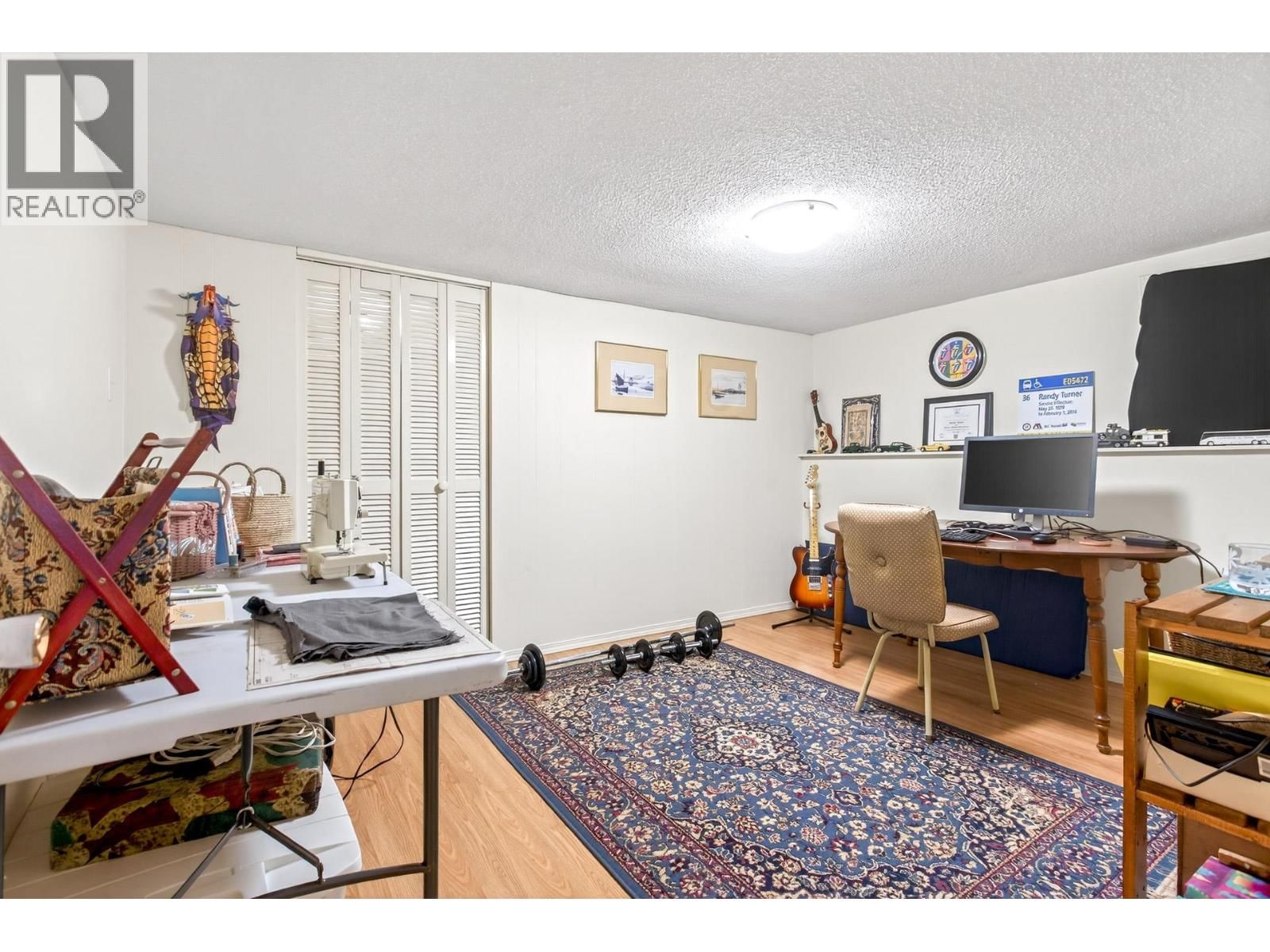 3494 OXFORD STREET Image 33