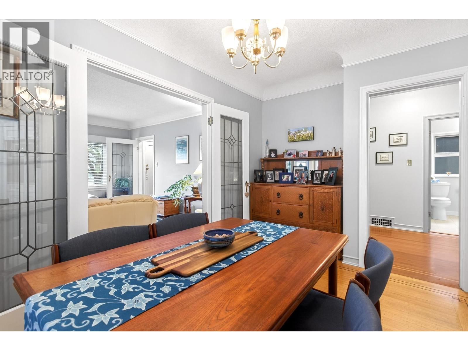 3494 OXFORD STREET Image 4