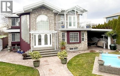 8675 ARMSTRONG Avenue | Burnaby British Columbia | Slide Image Three