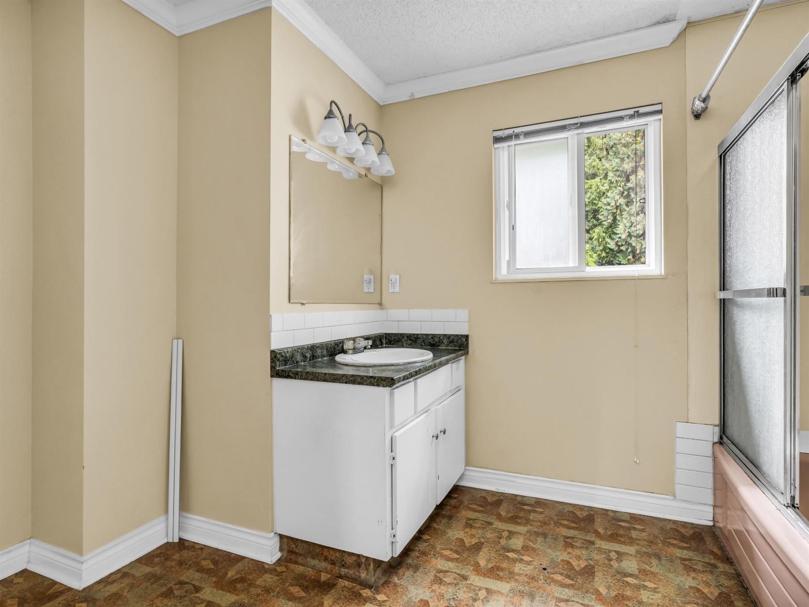 14783 101 AVENUE Image 32