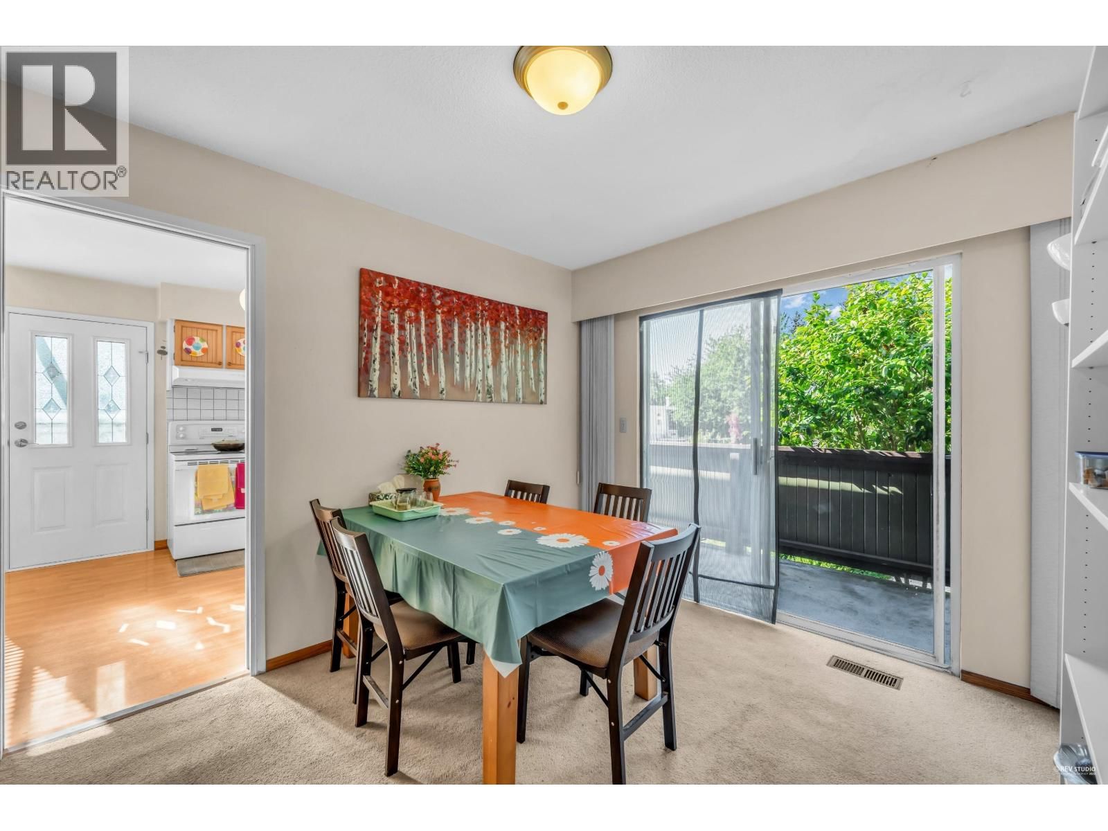 9040 GLENALLAN GATE Image 10