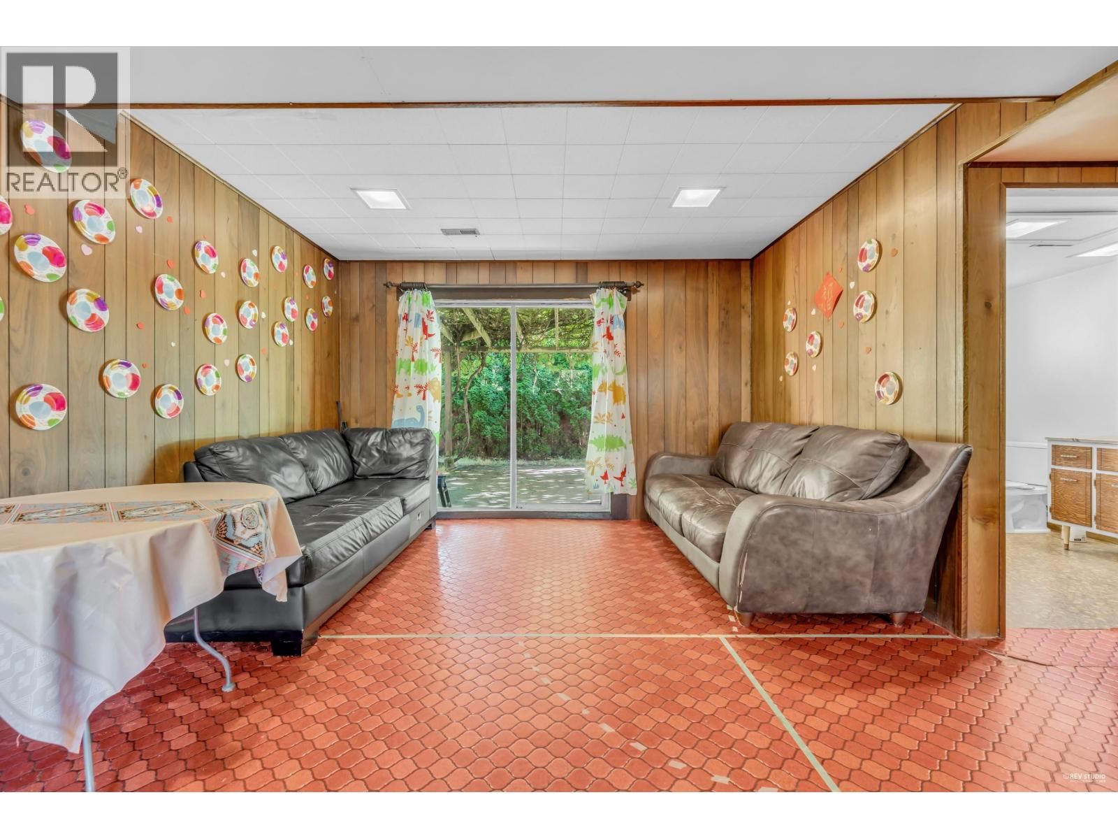 9040 GLENALLAN GATE Image 21