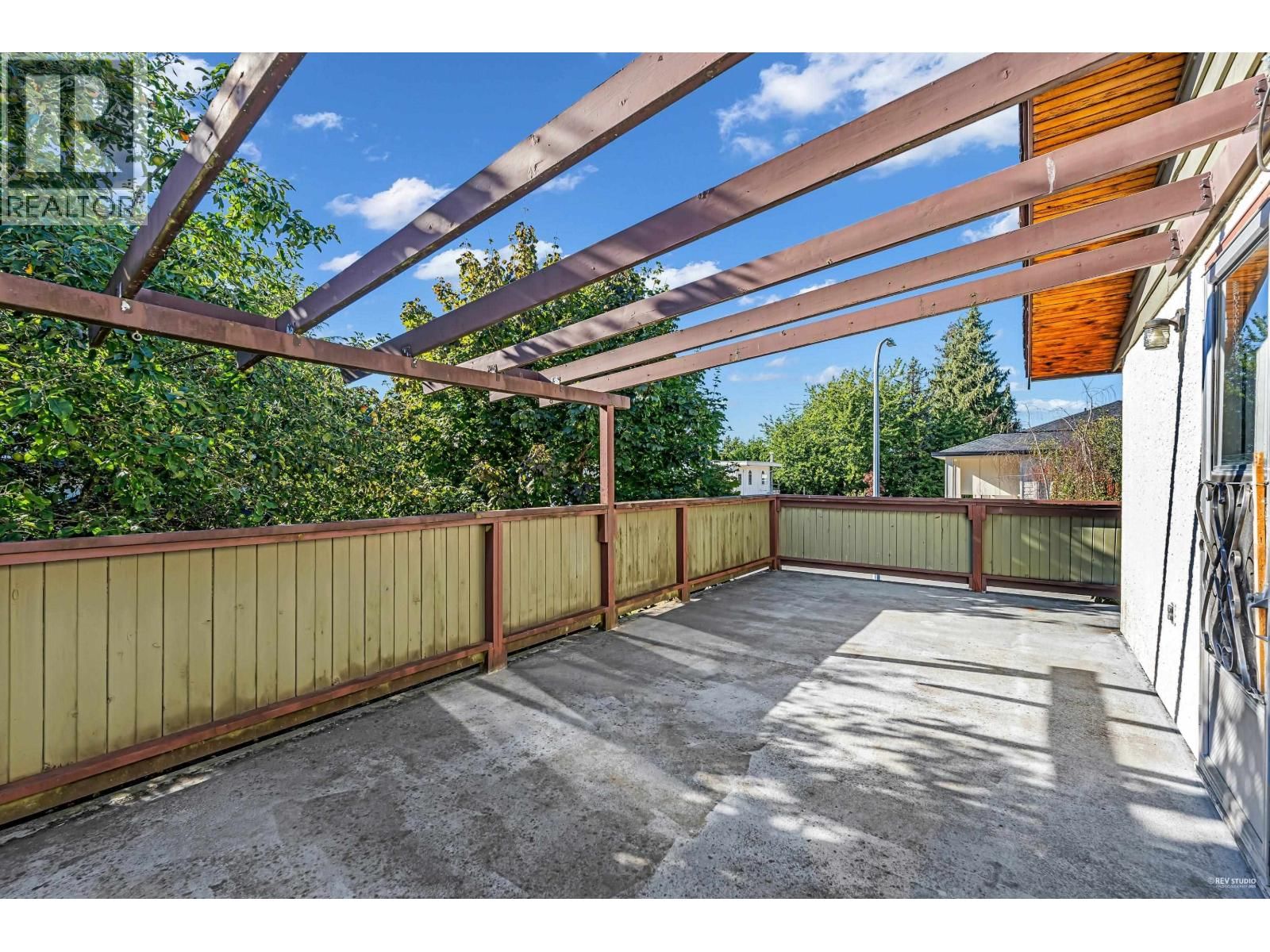 9040 GLENALLAN GATE Image 23