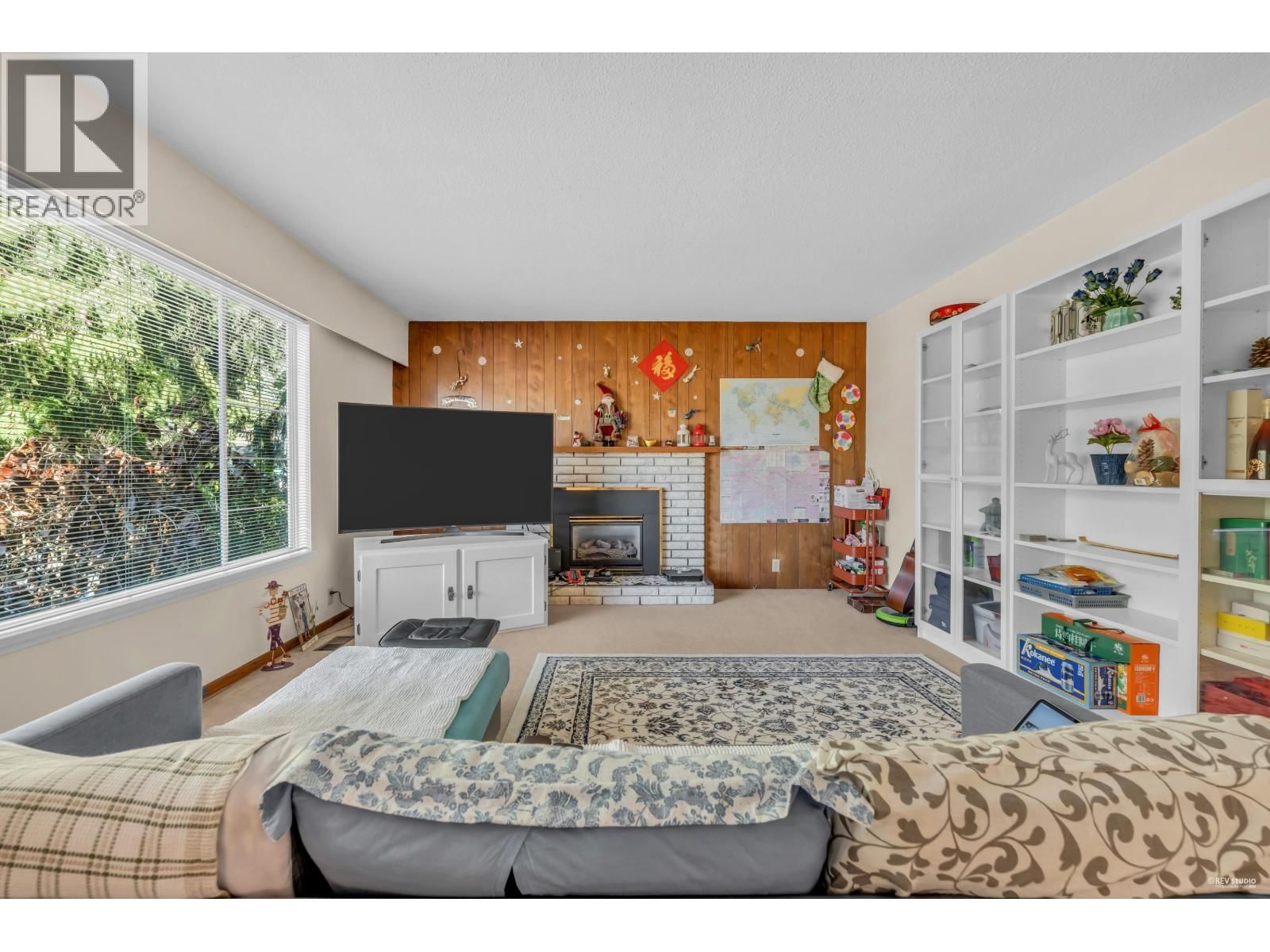 9040 GLENALLAN GATE Image 3