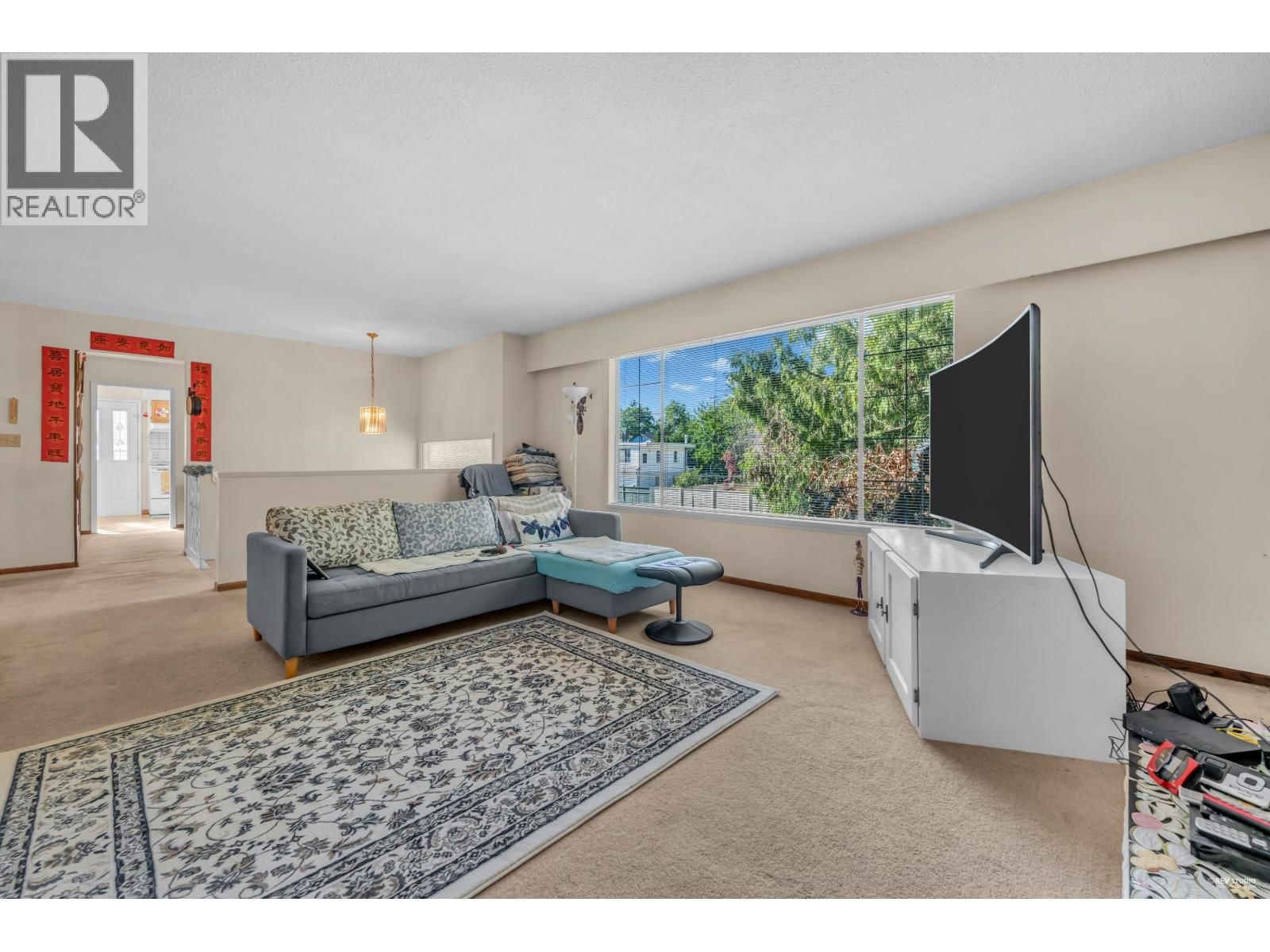 9040 GLENALLAN GATE Image 5